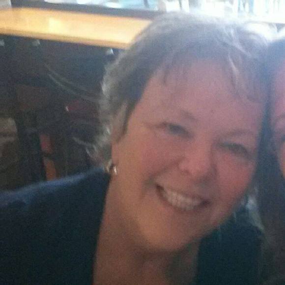 Meet your Posher, Carla - Picture 1 of 1